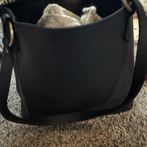 Portland Leather Black Shoulder Bag